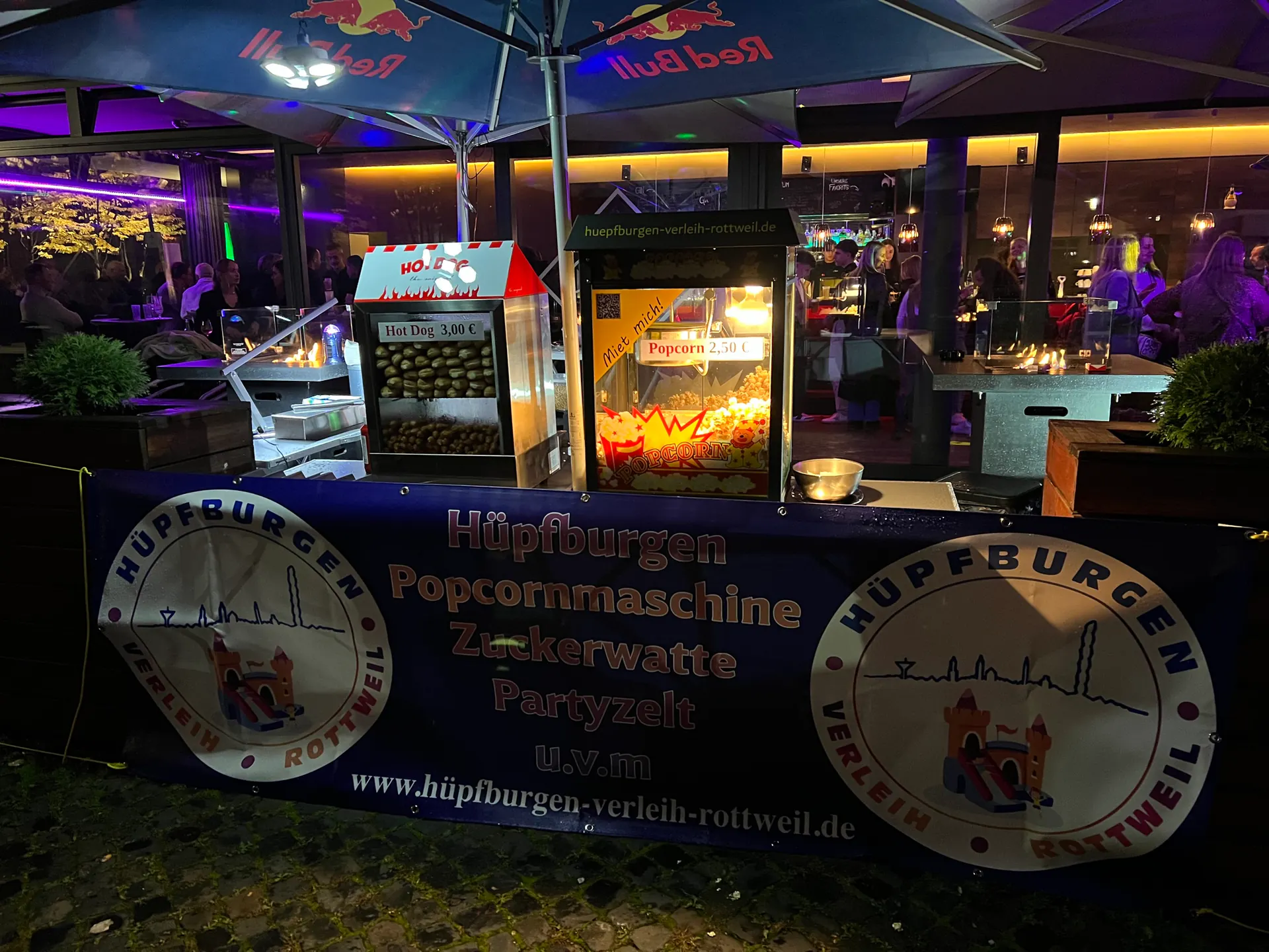 Fun Food Stand bei der Cocktailbar Cheers in Tuttlingen